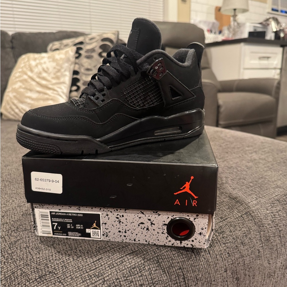 Jordan 4 Black Cats